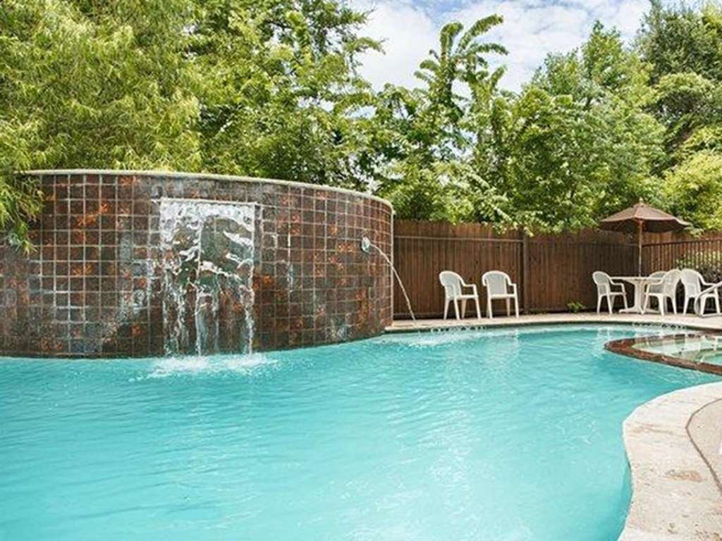Red Roof Inn & Suites لونغفيو المرافق الصورة