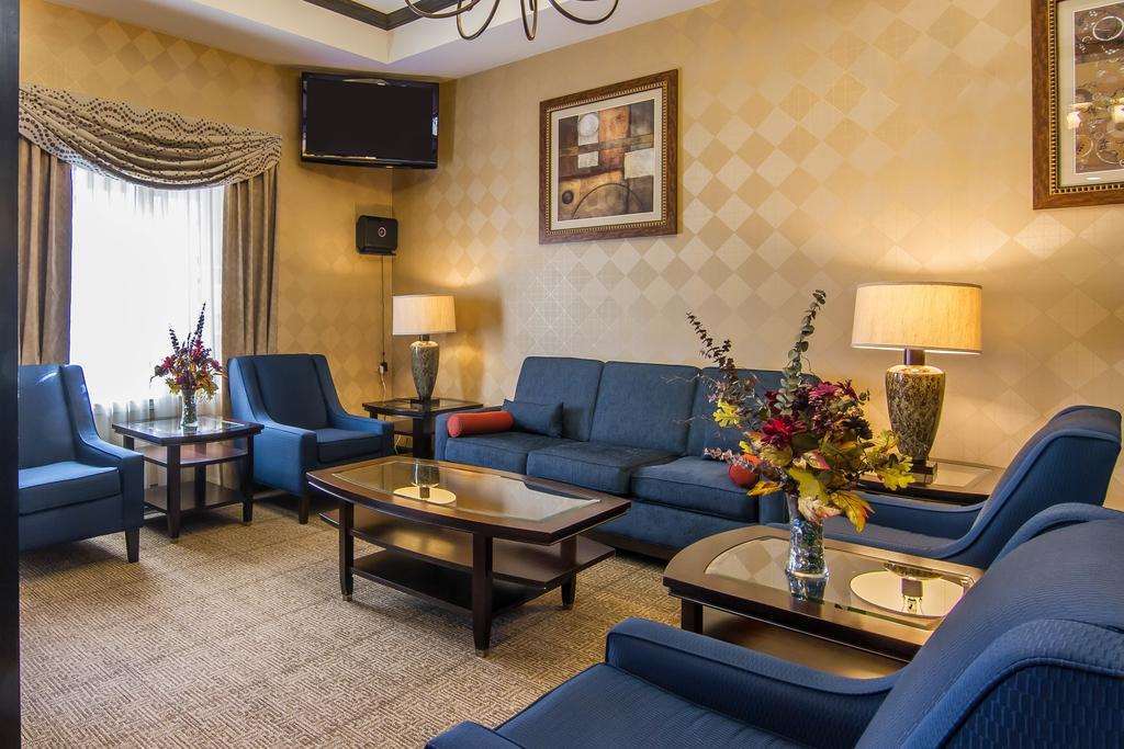 Red Roof Inn & Suites لونغفيو المظهر الداخلي الصورة